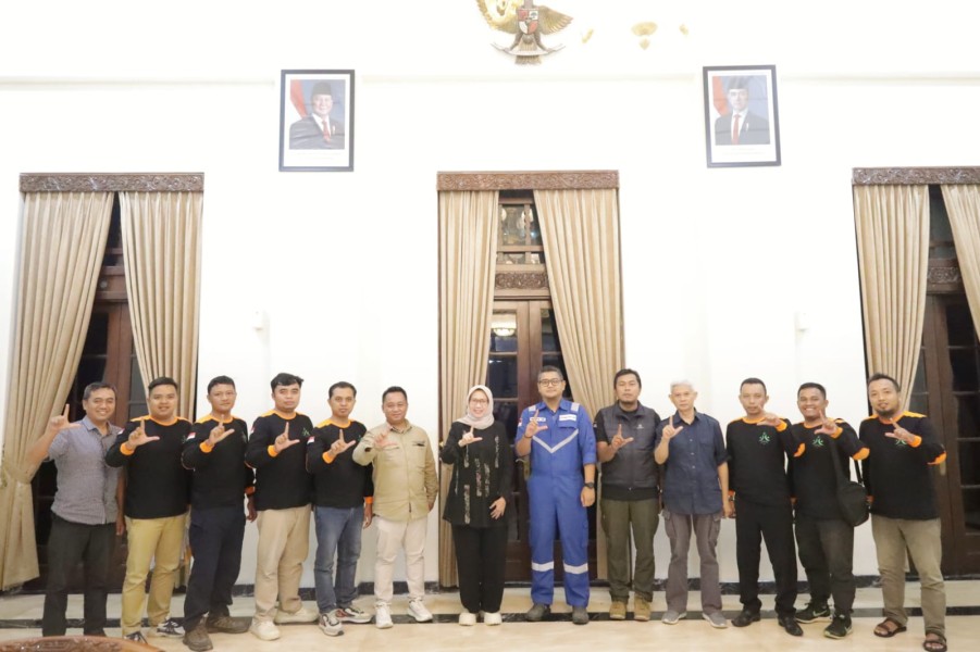 PT Donggi Senoro LNG Salurkan Bantuan untuk Korban Erupsi Semeru, Bupati Lumajang Beri Apresiasi