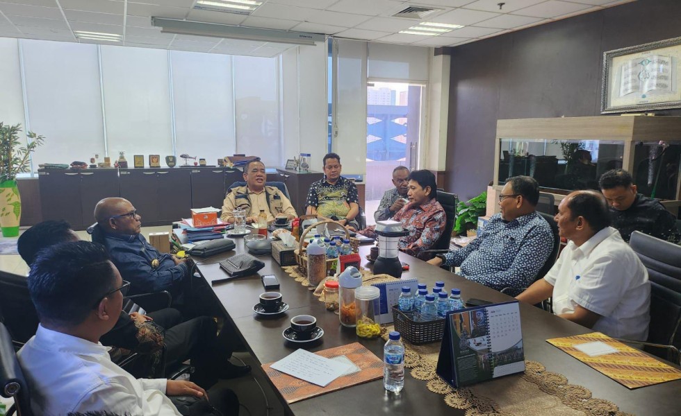 Bupati Inhil Hadiri Undangan Klarifikasi Usulan Dana Hibah RR TA 2025 di BNPB Jakarta