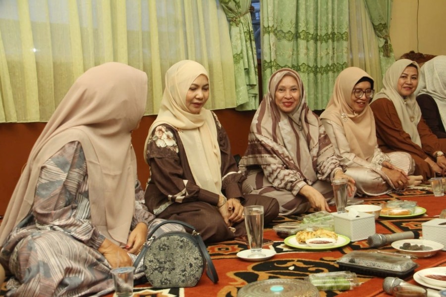 Buka Puasa Bersama Hari ke-24 Ramadhan, Hj. Katerina Susanti Ajak Pengurus Perkuat Kolaborasi