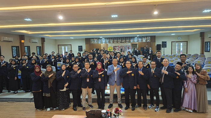 Dari Aktivis ke Bupati, Mas Rio Ajak Mahasiswa FISIP Unej Berani Bermimpi Besar
