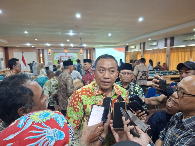 Bupati Situbondo Luncurkan Program Klinik UMKM, Dorong Digitalisasi E-Katalog