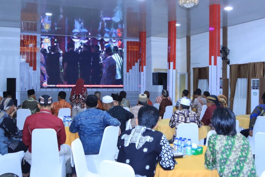 Polres Inhil Gelar Nobar Wayang Kulit Secara Live Streaming