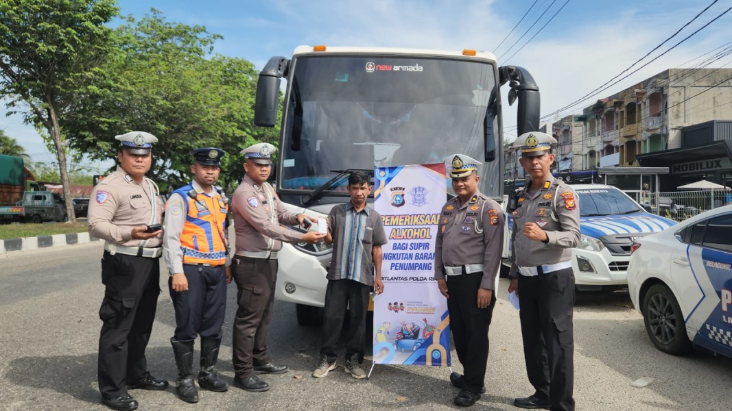 Razia Gabungan, Puluhan Angkutan Barang dan Penumpang Ditilang