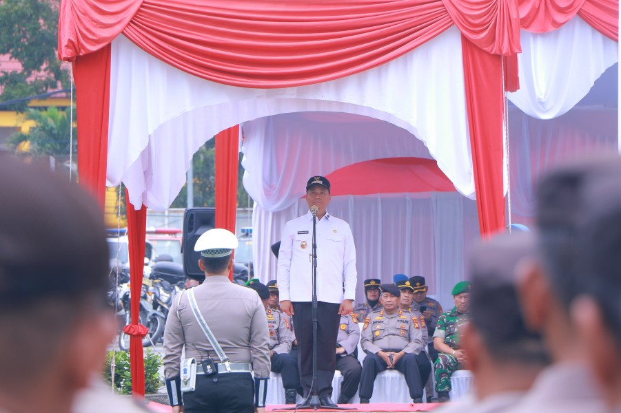 Wawako Pekanbaru Pimpin Apel Gelar Pasukan Operasi Ketupat Lancang Kuning Tahun 2025