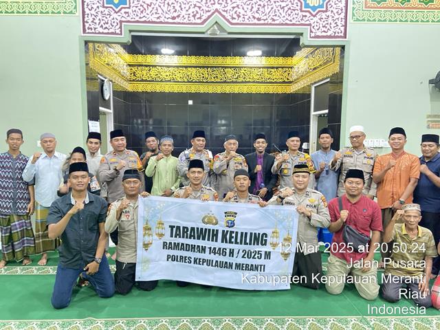 Wakapolres Kep Meranti Tarawih Keliling Untuk Pererat Silaturahmi dan Harkamtibmas