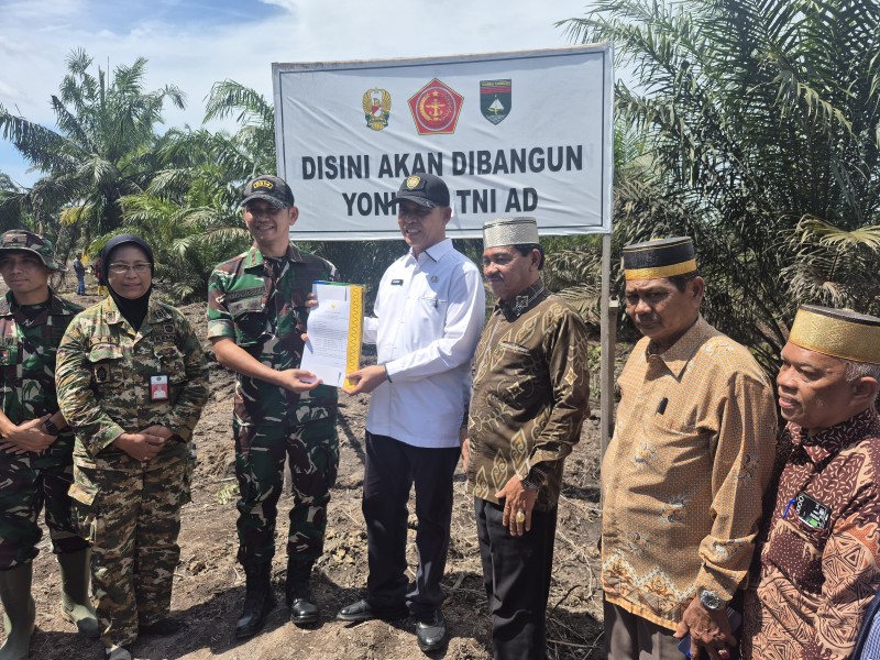 KKSS Inhil Hibahkan Lahan untuk Pembangunan Batalyon Infanteri Yonif TP