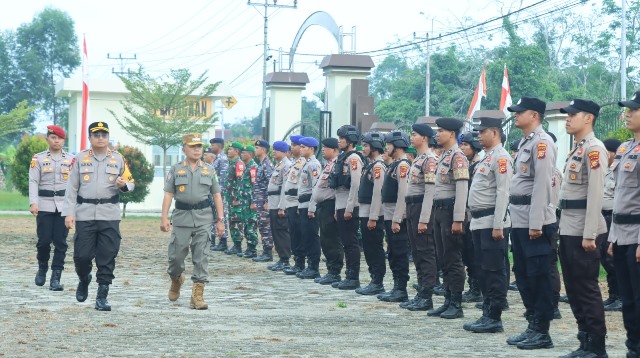 Polres Kep Meranti Laksanakan Apel Gelar Pasukan Operasi Patuh Lancang Kuning 2025