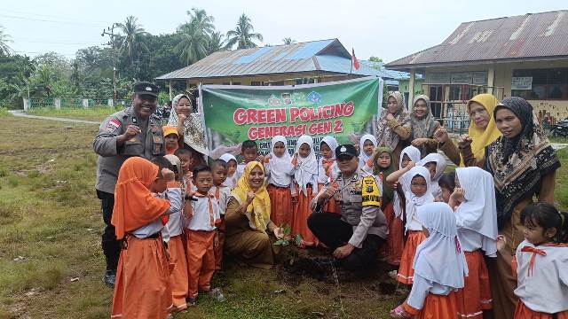Investasi Masa Depan, Polres Meranti Gencar Tanam Pohon dalam Program Green Policing