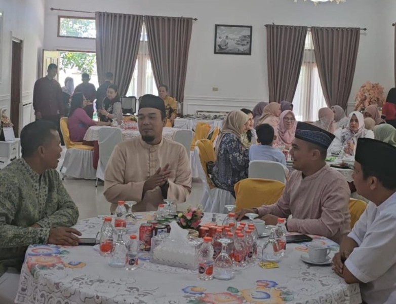 Bupati Inhu Ade Agus Didampingi Dandim 0302 Silahturamhi Kerumdin Dandrem Riau