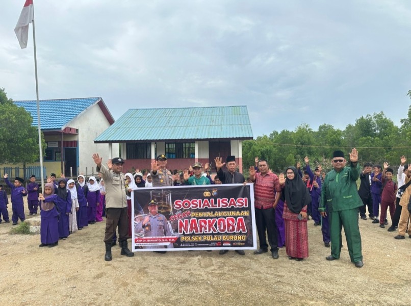 Kapolsek Pulau Burung Gaungkan Gerakan Lima Jari Lawan Narkoba di Lingkungan Sekolah Dasar