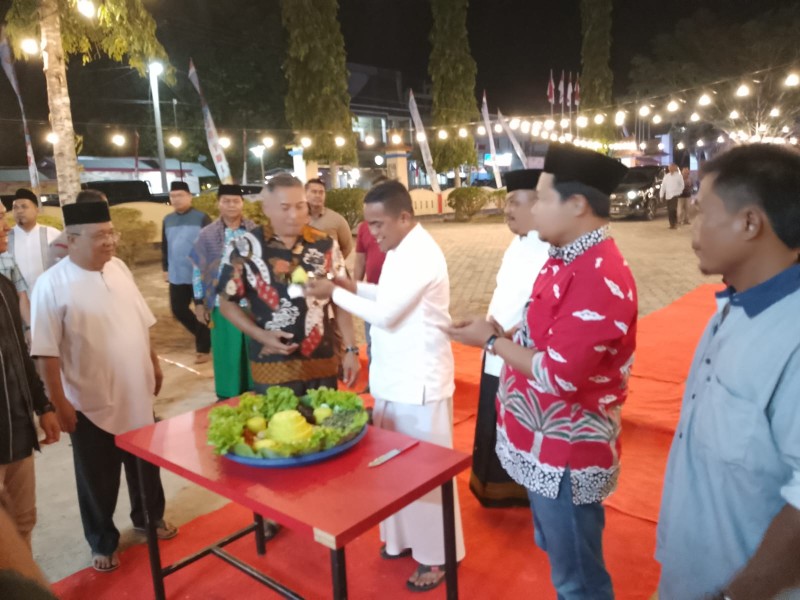 Resmikan Unit Bisnis BUMDes Desa Trimulya Jaya, Bupati Zukri Berharap Jadi Motivasi