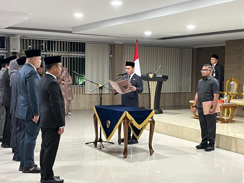 Wako Pekanbaru Pimpin Langsung Pelantikan Enam Pejabat Administrator