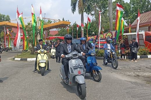 Pelantikan Anggota DPRD Pekanbaru, Dapil Rumbai Datang dengan Arakan Motor