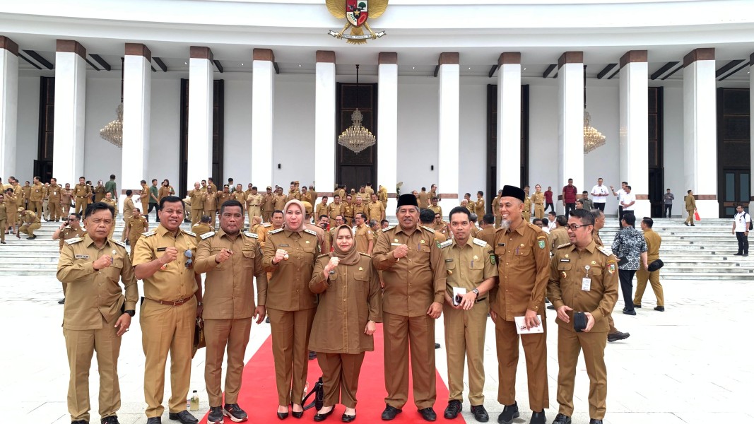 Pj Bupati Inhil Erisman Yahya Bersama 517 Kepala Daerah se-Indonesia Hadiri Pertemuan dengan Presiden Jokowi di IKN