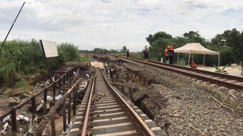 Banjir di Grobogan Sebabkan Keterlambatan Kereta Api Menuju Jakarta