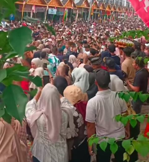 Masyarakat Kuansing Ucapkan Terima Kasih atas Kehadiran Wapres Gibran di Festival Pacu Jalur 2025