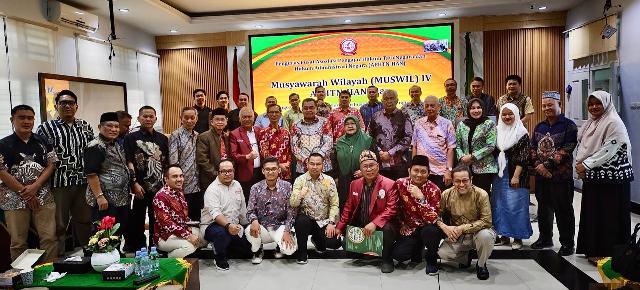 Dr. Maxaxai Indra Kembali Terpilih Aklamasi Pimpin APHTN-HAN Riau Periode 2026–2031