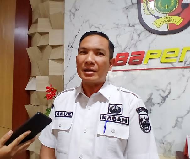 UPZ Bapenda Beri Santunan Zakat untuk 142 Mustahik