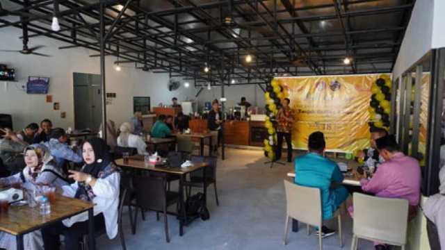 PGRI Riau Gagas Terobosan Baru Lewat Tanjak Coffee and Resto